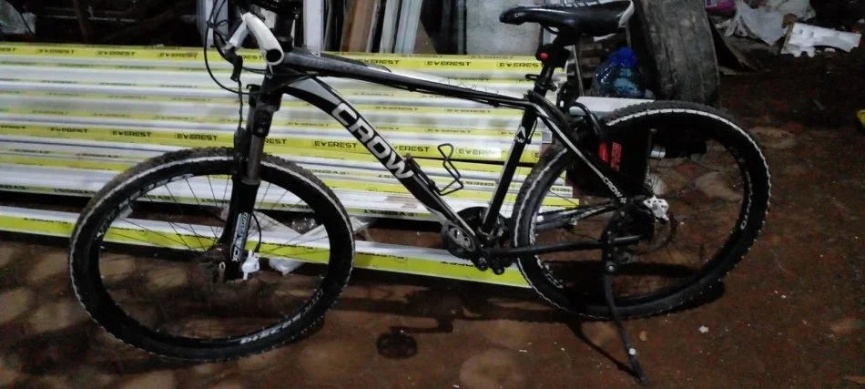 Tirane, shes biciklete Crown - Bianchi e zeze 280 €