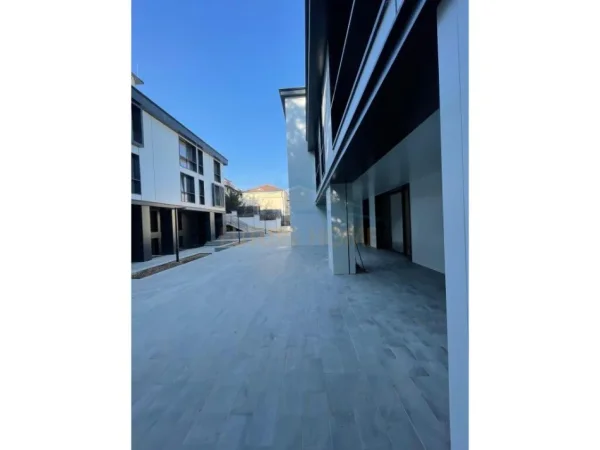 Tirane, shitet apartament 3+1+Verande + 2 Poste Parkimi,  Kati 0, 167 m² 392.508 € (Rezidenca Altea, Rruga e Elbasanit)