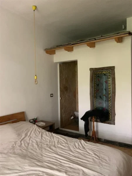 Tirane, jepet me qera apartament 1+1 Kati 4, 74 m² 700 € (SHALLVARET)