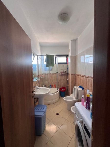 Durres, shitet apartament 2+1+Aneks+Ballkon Kati 7, 98 m² 127.000 € (Te Ujesjellsi)