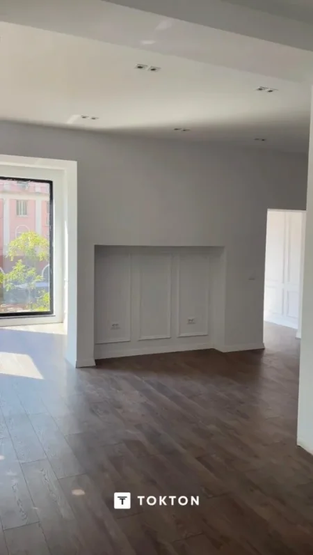 Tirane, jepet me qera ambjent biznesi Kati 1, 76 m² 1.500 € (Shallvaret)