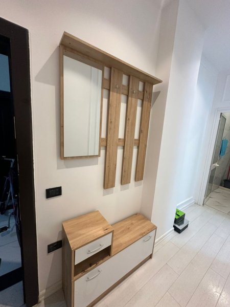 Tirane, jepet me qera garsonier 1+1 Kati 0, 42 m² 300 € (Fresku)
