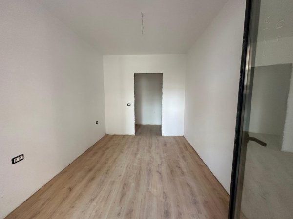 Tirane, shitet apartament 2+1 Kati 5, 102 m² 195.000 € (KOPSHTI ZOOLOGJIK)