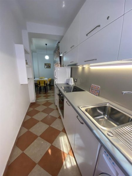 Durres, shitet apartament 1+1 Kati 2, 53 m² 82.400 € (Durres)