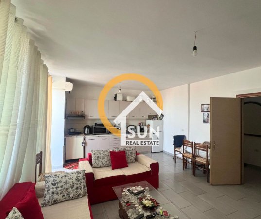 Shkoder, shitet apartament 2+1+Ballkon Kati 8, 100 m² 80.000 € (RUS, SHKODER)