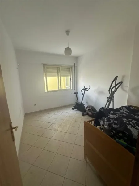 Tirane, shitet apartament 2+1+Ballkon Kati 11, 117 m² 170.000 € (Pran Kompleksit Delijorgji)