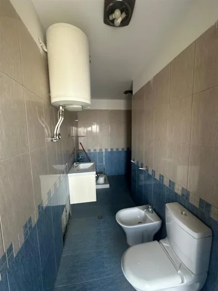 Tirane, shitet apartament 2+1+Ballkon Kati 11, 117 m² 170.000 € (Pran Kompleksit Delijorgji)