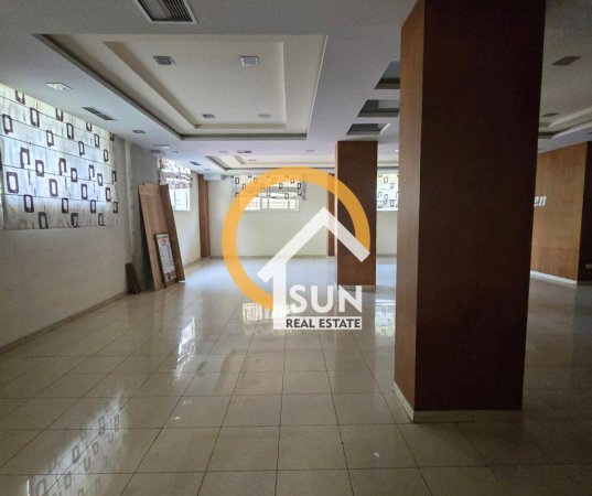 Shkoder, jepet me qera ambjent biznesi Kati 0, 160 m² 500 € (BULEVARDI BUJAR BISHANAKU)