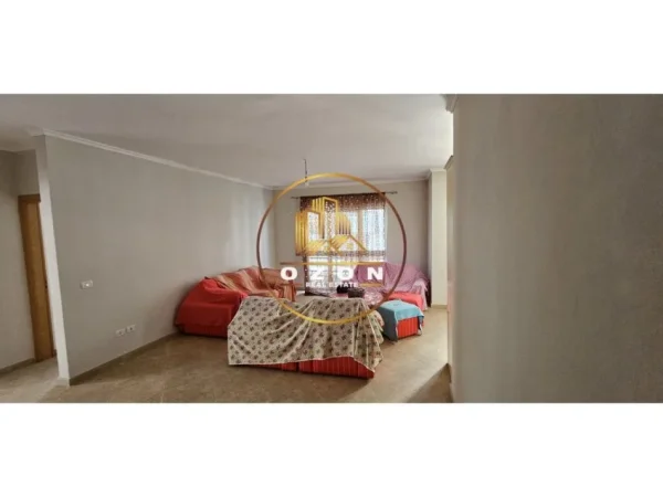 Apartament 2+1+2 për Qera në Astir!