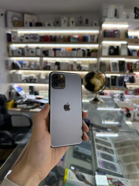 Tirane, shes Celular-Smartphone IPHONE 11 PRO