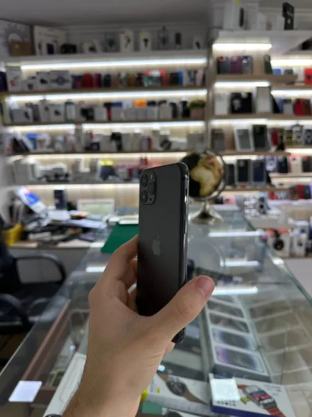 Tirane, shes Celular-Smartphone IPHONE 11 PRO