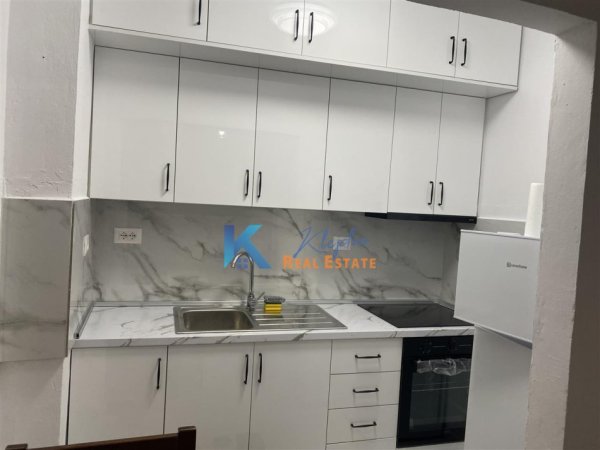 Tirane, jepet me qera apartament 2+1 Kati 3, 74 m² 500 € (Porcelan, afer Bar Artisti)