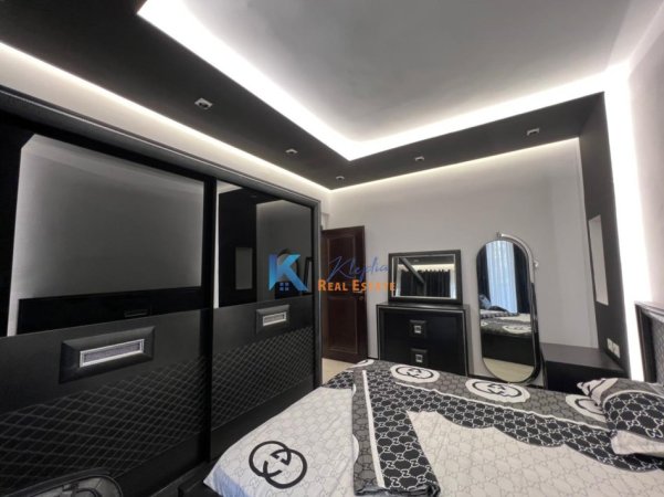 Tirane, jepet me qera apartament 1+1 Kati 1, 55 m² 450 € (rruga Ferit Xhajko, afer ish restorant Durresi)