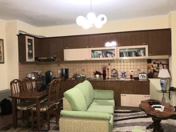 Tirane, shitet apartament 2+1 Kati 3, 87 m² 109.000 € (Astir Neom98184)