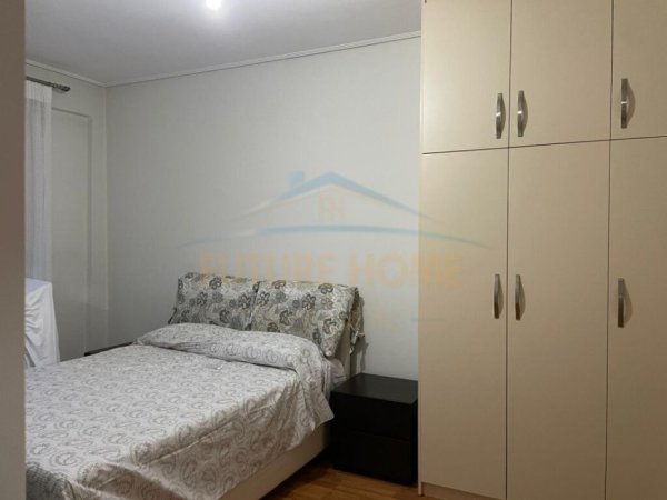 Tirane, jap me qera apartament 2+1+2+post parkimi Kati 5, 115 m² 450 € (Fresk)