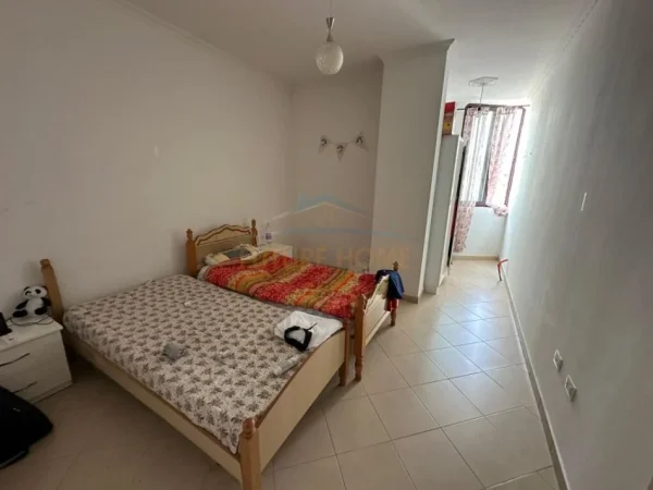 Tirane, shitet apartament 2+1+Ballkon Kati 8, 100 m² 140.000 € (Rruga Gramoz Pashko)