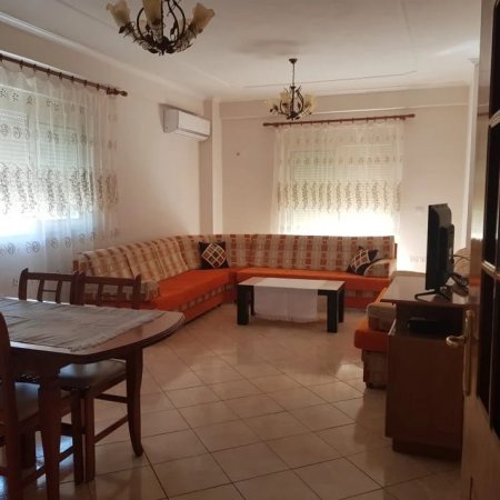Tirane, jepet me qera apartament 2+1+Ballkon Kati 2, 115 m² 500 € (don bosko , prane viva market)