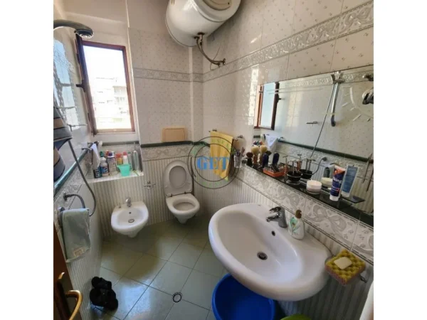 Durres, shitet apartament 2+1+Ballkon Kati 7, 120 m² 120.000 € (Ish URT Durres)