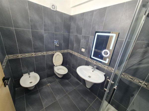 Durres, shitet apartament 2+1+Ballkon Kati 4, 68,46 m² 110.000 € (Plazh, Durres)