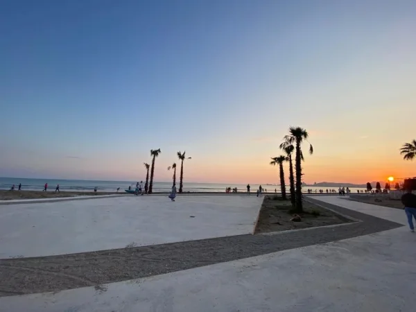 Durres, Apartament 1+1 per shitje Kati 3, 51 m² 85.000 € ( Durres)