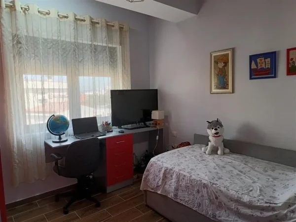 Tirane, shitet apartament 2+1 Kati 2, 80 m² 157.000 € (KODRA E DIELLIT)