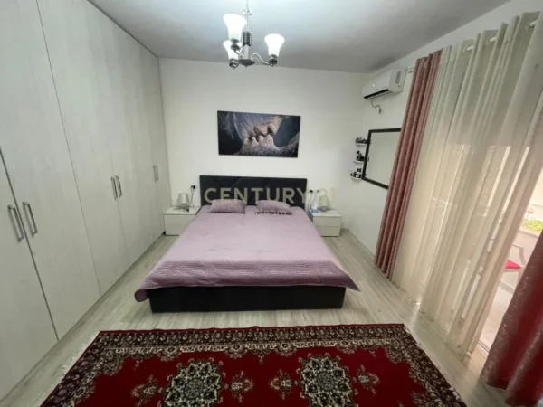 Tirane, shitet apartament 1+1 Kati 5, 68 m² 110.000 € (ish parku)