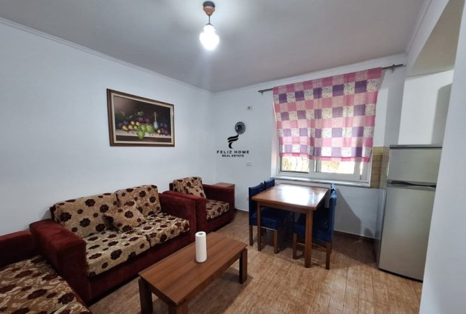 Tirane, jepet me qera apartament Kati 2, 80 m² 470 € (RRUGA MINE PEZA)