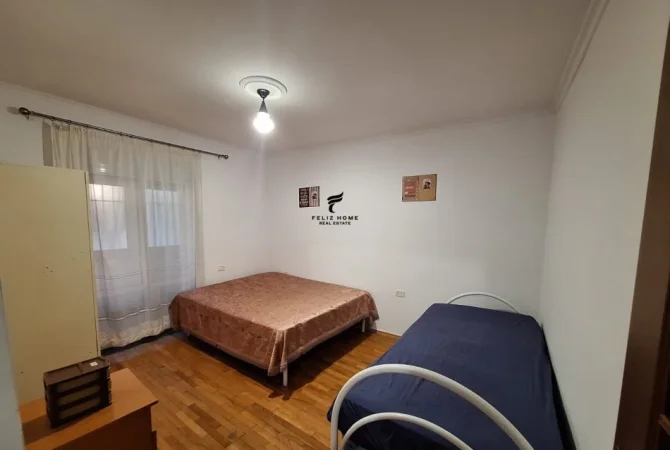 Tirane, jepet me qera apartament Kati 2, 80 m² 470 € (RRUGA MINE PEZA)
