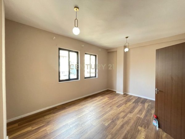 Tirane, jepet me qera apartament 2+1 Kati 4, 105 m² 190.000 € (Myslym shyr)