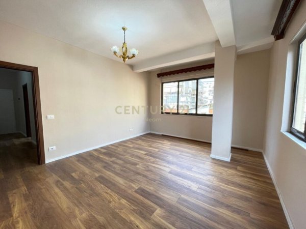 Tirane, jepet me qera apartament 2+1 Kati 4, 105 m² 190.000 € (Myslym shyr)