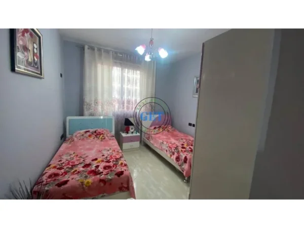 Durres, shitet apartament 2+1 Kati 8, 100 m² 110.000 € (Tek Ish-URT, Durres)