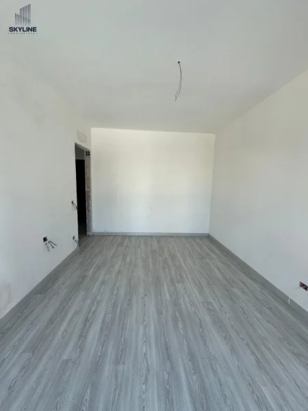 Tirane, shitet apartament 1+1+Ballkon Kati 2, 68 m² (Kompleksi El Bavo)