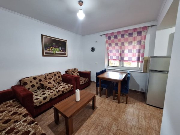 Tirane, jepet me qera apartament 2+1+Ballkon Kati 2, 74 m² 470 € (MINE PEZA)