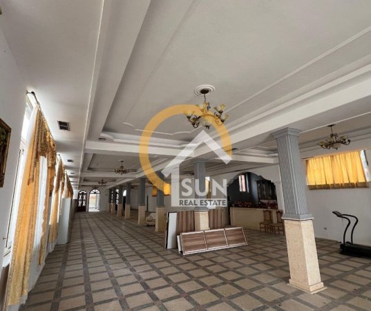 Shkoder, jepet me qera ambjent biznesi Kati 1, 720 m² 500 € (BAHCALLEK, SHKODER)
