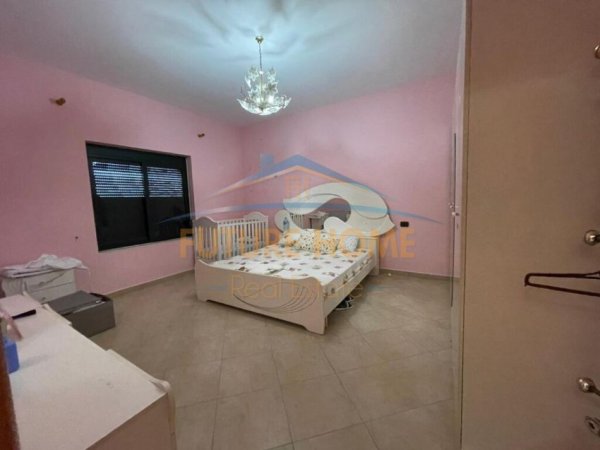 Durres, shitet shtepi 4+1+Ballkon Kati 0, 297 m² 550.000 € (GJIRI I LALEZIT)