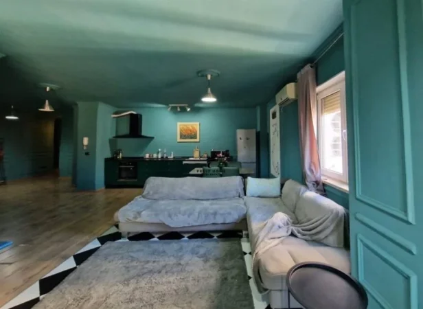 Tirane, shitet apartament 2+1+Ballkon Kati 5, 136 m² 280.000 € (BRRYLI)