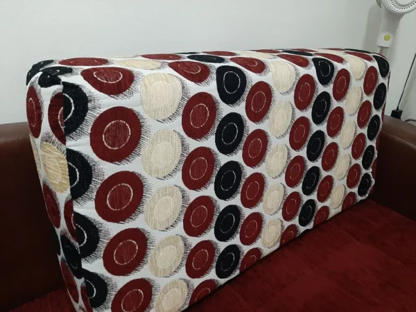 Tirane, shes komplet 2 divane tresh, 120 €