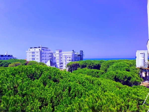 Durres,  Apartament 1+1 per shitje Kati 5, 62 m² 72.000 € ( Golem )