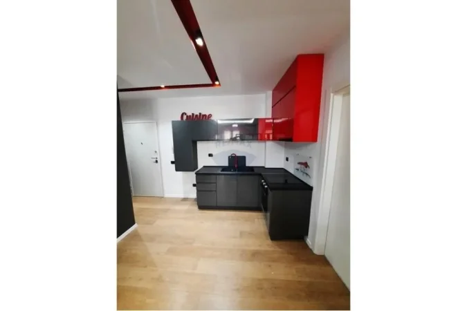 Tirane, jepet me qera apartament 1+1 Kati 6, 70 m² 750 € (Rruga Kajo Karafili)