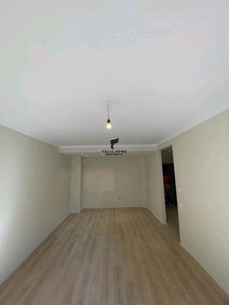 Tirane, shitet apartament 2+1 Kati 1, 107 m² 175.000 € (FUSHA AVIACIONIT)