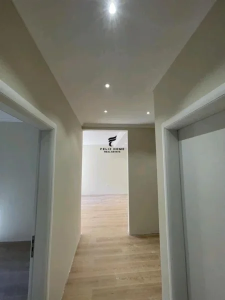 Tirane, shitet apartament 2+1 Kati 1, 107 m² 175.000 € (FUSHA AVIACIONIT)