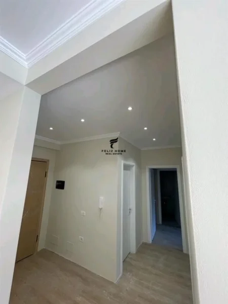 Tirane, shitet apartament 2+1 Kati 1, 107 m² 175.000 € (FUSHA AVIACIONIT)