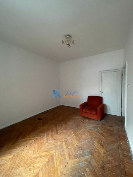 Tirane, shitet apartament 2+1 Kati 3, 66 m² 120.000 € (afer Pazarit te Ri, Rruga Hoxha Tahsim)