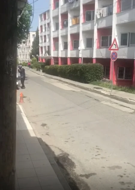 Tirane, jap me qera ambjent biznesi Kati 0, 60 m² 400 € (Rruga Budi, Qyteti Studenti)