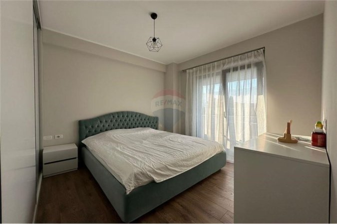 Tirane, jepet me qera apartament 2+1 Kati 1, 117 m² 750 € (App (2+1+2) plus postparkimi me qira, &quot;Oasis&quot;)