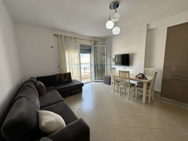 Tirane, shitet apartament 2+1 Kati 8, 81 m² 99.000 € (Unaza e Re)