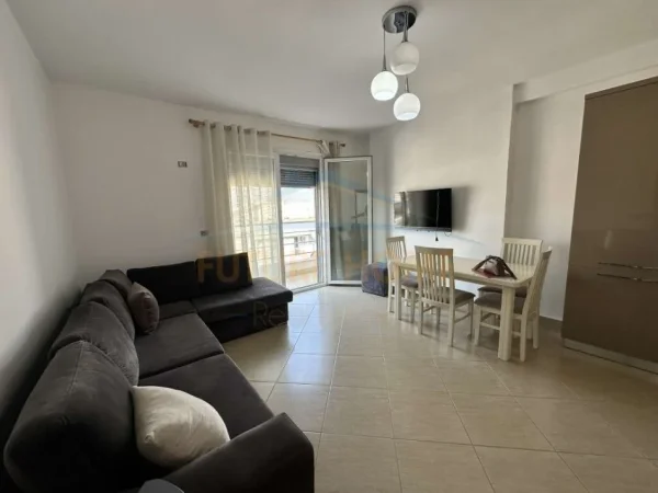 Tirane, shitet apartament 2+1 Kati 8, 81 m² 99.000 € (Unaza e Re)