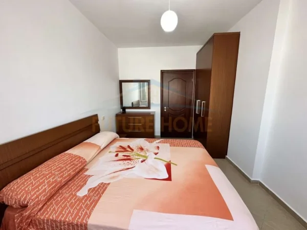 Tirane, shitet apartament 2+1 Kati 8, 81 m² 99.000 € (Unaza e Re)