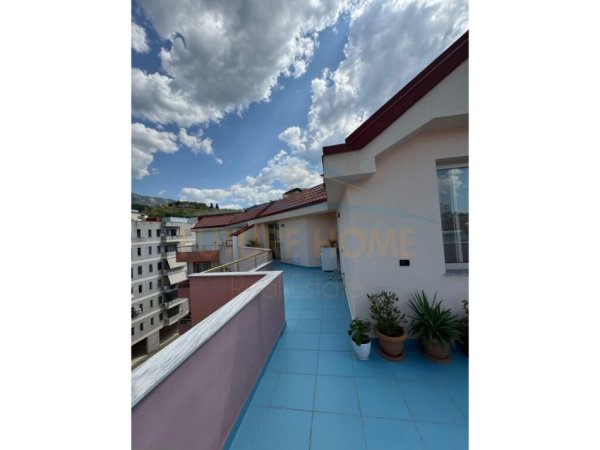 Tirane, shitet apartament 2+1+Ballkon Kati 6, 116 m² 113.000 € (Fresk)