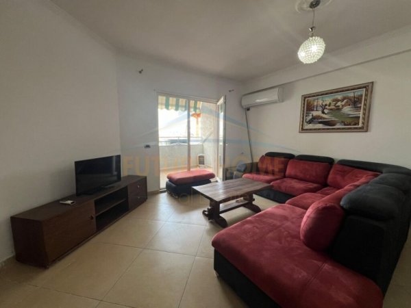 Tirane, shitet apartament 1+1+Ballkon Kati 4, 67 m² 87.000 € (Fresk)